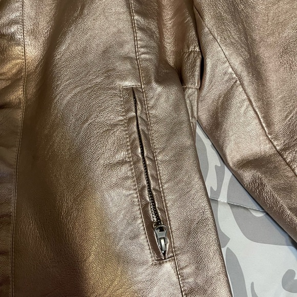 Avenue Blush Metallic Faux Leather Jacket 18/20 - Picture 8 of 8